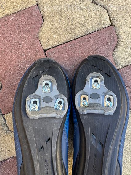 Chaussures v - 4