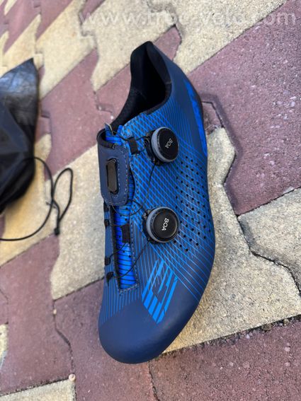 Chaussures v - 5