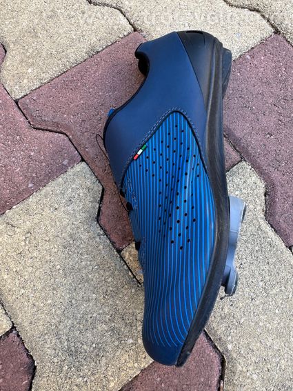 Chaussures v - 6