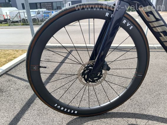 Giant propel pro 0 2023 ( acheté neuf 10/2024) - 4
