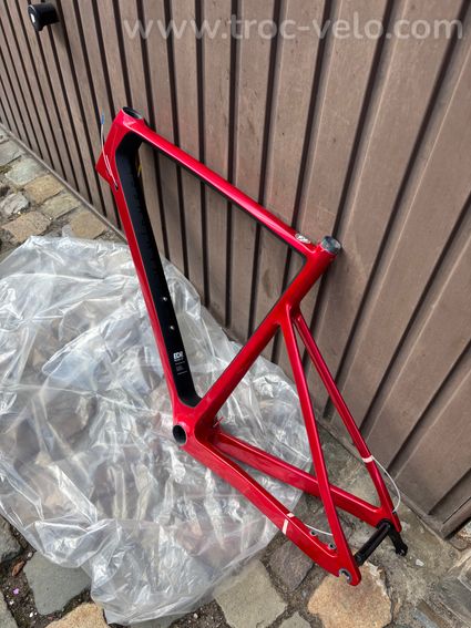 Cadre carbone route edr cf road disc