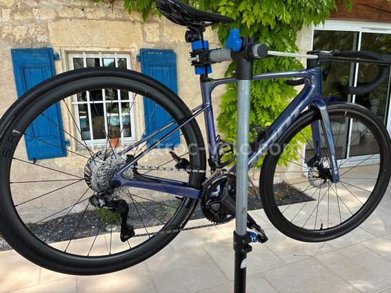 GIANT DEFY