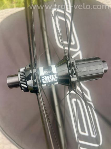 Roue arrière Roval Rapide CL 40 carbone, freinage disque. - 4