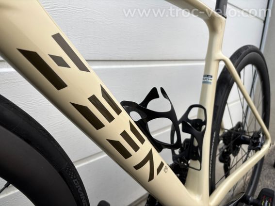 Vélo marque ZEEN ultralight taille S - 8
