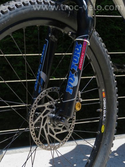 VTT Trail/Enduro Giant VT - Taille M - 9