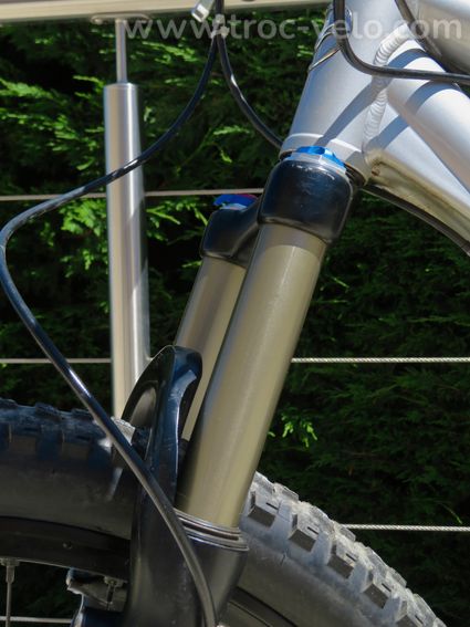 VTT Trail/Enduro Giant VT - Taille M - 10