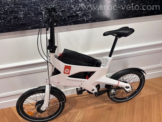 Vélo élctrique pliant Peugeot RG21 (Modèle AE21 en série limitée)
