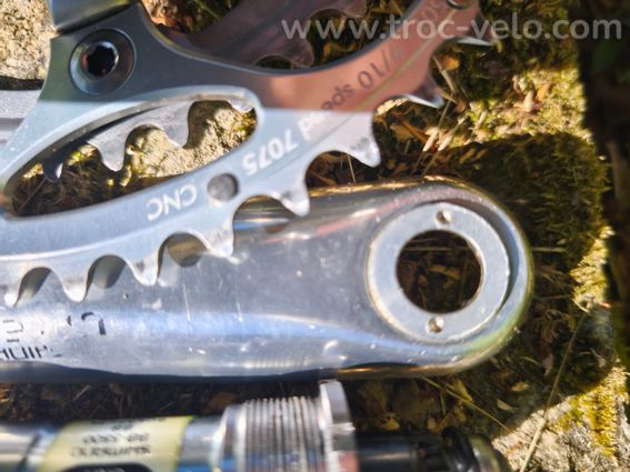 Pédalier SHIMANO ULTEGRA avec son Boîtier de Pédalier  - 4