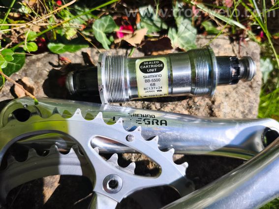 Pédalier SHIMANO ULTEGRA avec son Boîtier de Pédalier  - 13