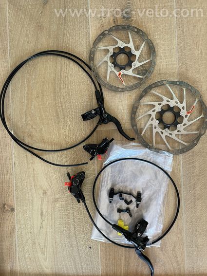 Ensemble freins Shimano Deore 4pistons - 7