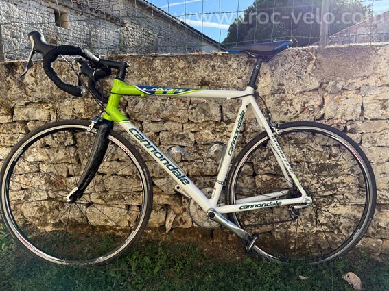 Cannondale CAAD9 – Taille 58 – Shimano 105 10 vitesses – bon état