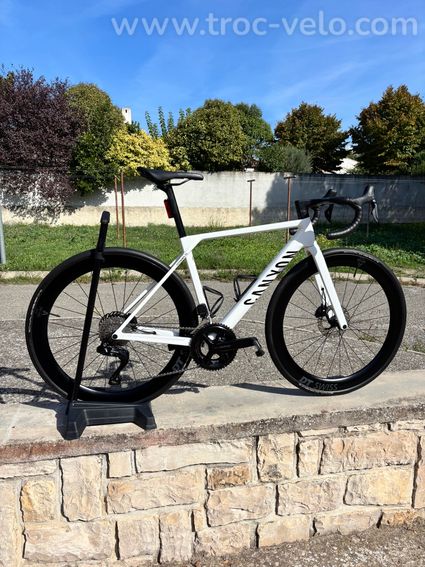 Canyon Ultimate CF 7 Di2 AERO - 2