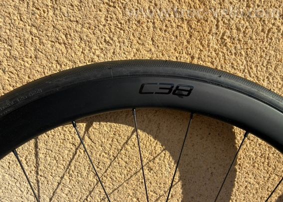 Roval C38 carbones neuves complètes  - 3