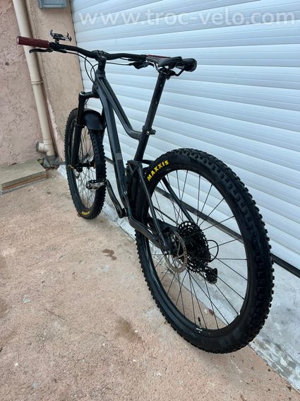 giant stance 2 - 3