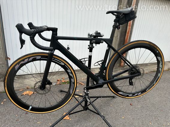Canyon Ultimate CFR Disc 2023 – Taille S – Roues carbone Fulcrum Wind 55