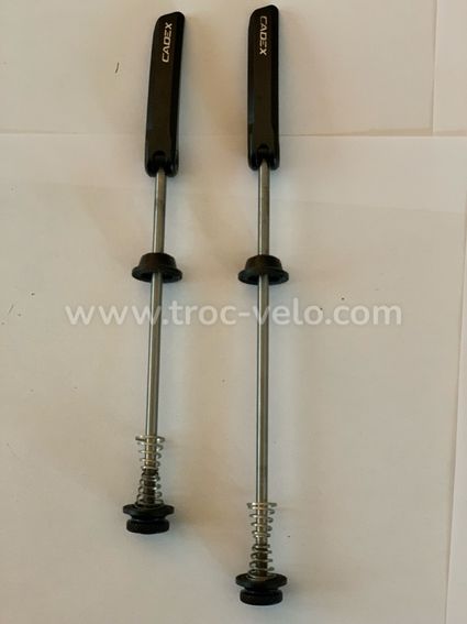 Lot de 4 papillons en laiton 8 pour serrage de roue vélo
