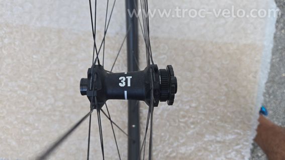 Roues aéro et large 3T Discus 45 32 LTD - 4