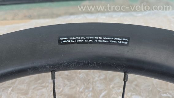 Roues aéro et large 3T Discus 45 32 LTD - 11