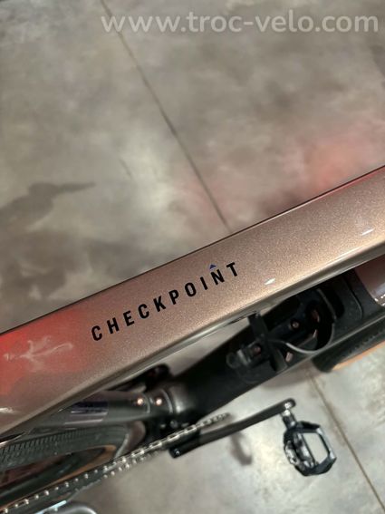 Trek Checkpoint SL7 2025 S - 4