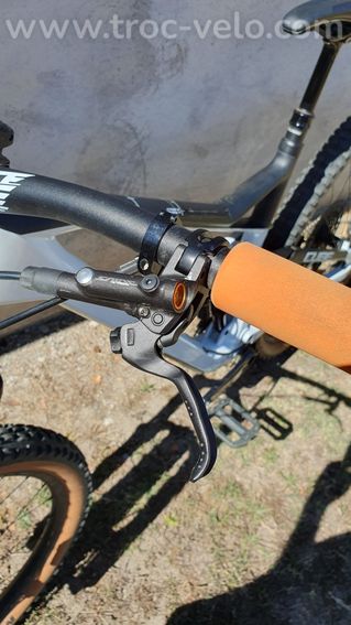 Cube stereo 150 race c62 avec shimano saint - 10