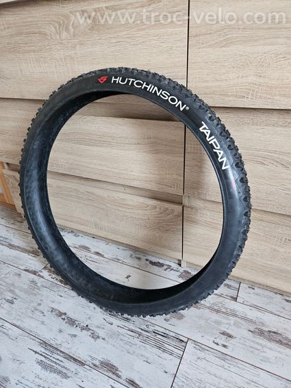 Pneu Hutchison taipan