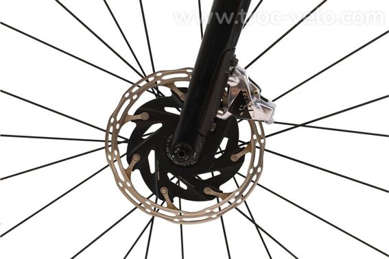 Produit Reconditionne    Bmc Roadmachine 01 Three Axs 12v    Noir   Velo De Route   Tres Bon Etat - 7