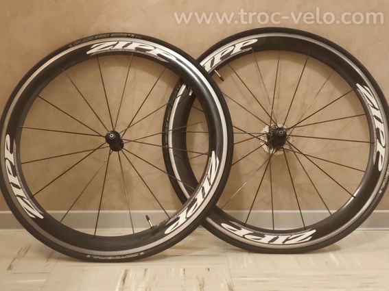 Paire de roues Zipp 404 carbone - 9 vitesses - cassette 12/25