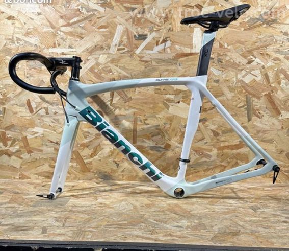  Kit Cadre Bianchi Oltre XR3 CV – Taille 53 – Avec Cintre, Potence & Tige de Selle - 2