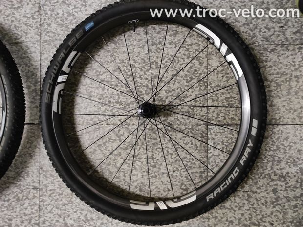 Roue VTT XC haut de gamme Enve M525 carbone 29 pouces casi neuves - 8