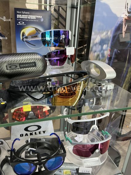 Oakley Sphaera Slash