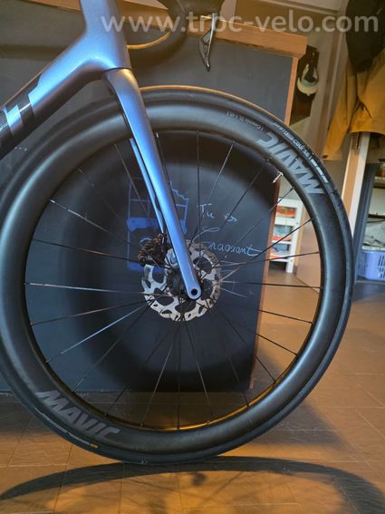 Giant TCR 2025 – Shimano 105 Di2 – Mavic Cosmic SL 45 – Cockpit carbone - 5