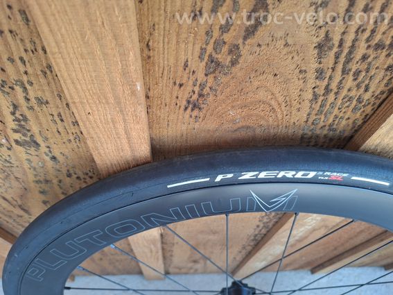 Roue vélo carbone neuve VELOMANN PLUTONIUM - 2