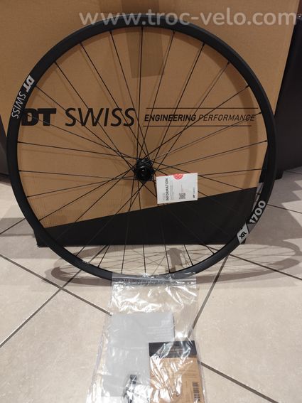 Roue avant DT Swiss XR 1700 29 pouces neuve