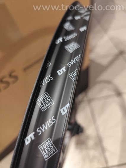Roue avant DT Swiss XR 1700 29 pouces neuve - 5