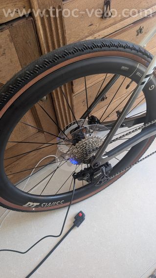 🚴‍♂️ Paire de roues DT Swiss GRC 1100 DICUT + Accessoires - 2090 - 2