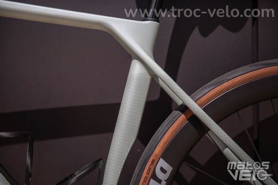 Canyon Endurace CFR – Shimano Dura-Ace Di2 - 4