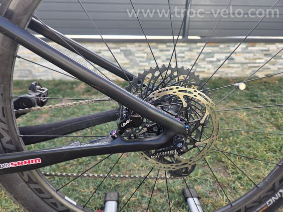 FOCUS RAVEN 9.7 EXCELLENT ETAT - 2