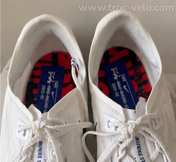 Chaussures nik - 4