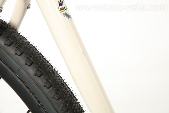 Velo De Gravel Orbea Terra M21eteam 1x Sram Force Xplr Etap Axs 12v 700 Mm Blanc Ivory 2025 T M 173 179cm Produit Reconditionne - 4