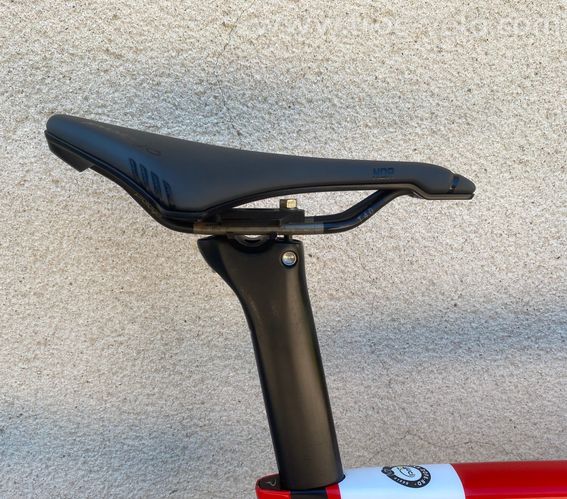 PINARELLO DOGMA F8 - 4