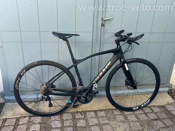 Giant FastRoad CoMax 1 (Carbone) – ROUES CARBONE SLR0 et SLR1 TUBELESS - 2