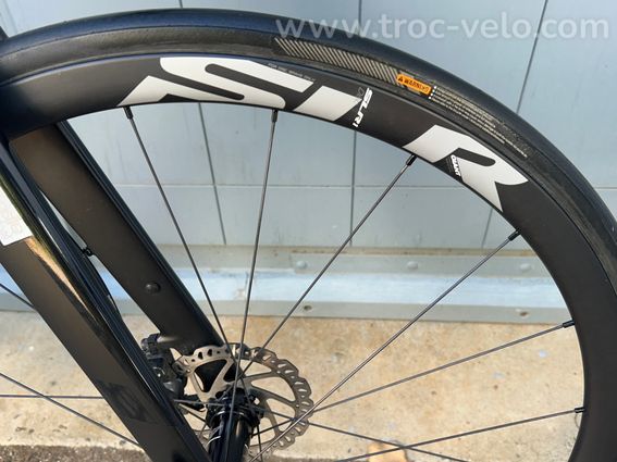 Giant FastRoad CoMax 1 (Carbone) – ROUES CARBONE SLR0 et SLR1 TUBELESS - 12