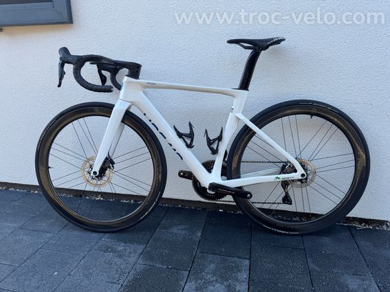 Awson Arosa  - 4