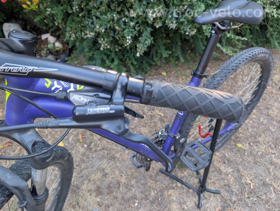 VTT Specialized taille M - 2
