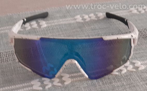 Lunette spécialized
