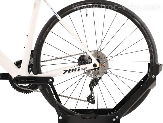 Produit Reconditionne Velo De Route Look 785 Huez 2 Disc 2024 Tres Bon Etat - 7