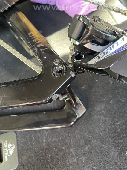 Giant TRINITY disc 2025 M sram force E1 - 8