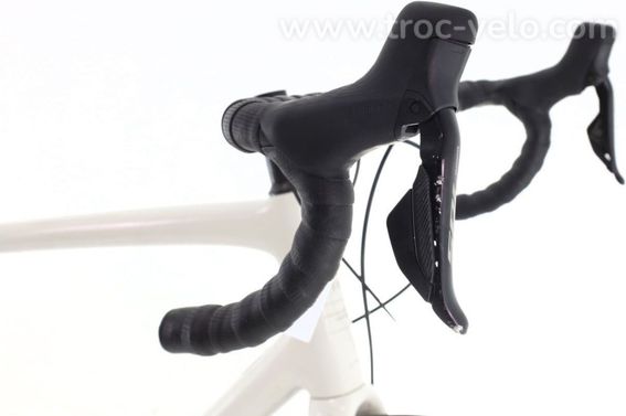 Produit Reconditionne    Specialized Aethos Di2 12v    Blanc   Velo De Route   Tres Bon Etat - 6