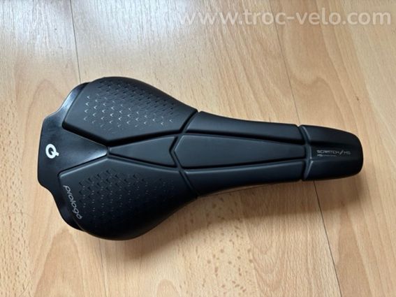 Selle Prologo Scratch M5 Tirox Noir état neuf