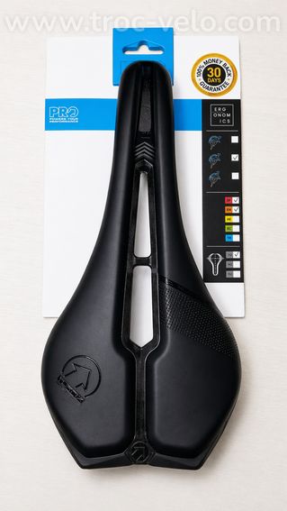 Selle PRO Turnix Team 132mm avec rails carbone – excellent état